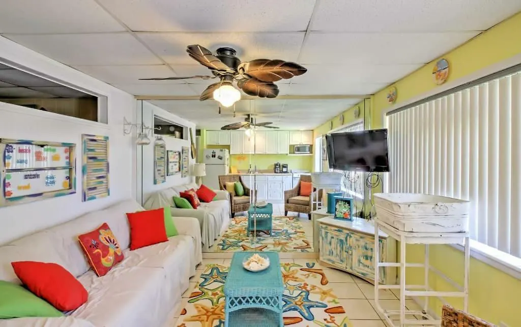 Sunshine Shores Apartment Panama City Beach